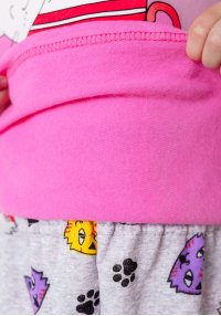 Піжама для дівчинки тепла з принтом кіт в чашці малинова байка